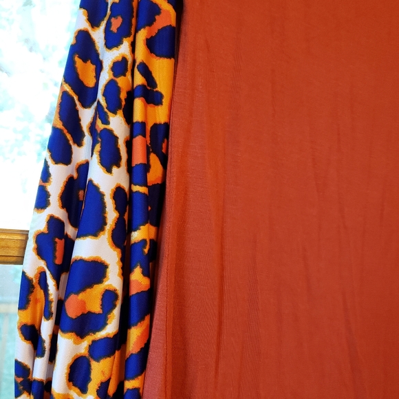 Top - Picture 3 of 3